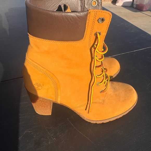 Timberland Shoes - Timberland Women's Tan Leather Boots